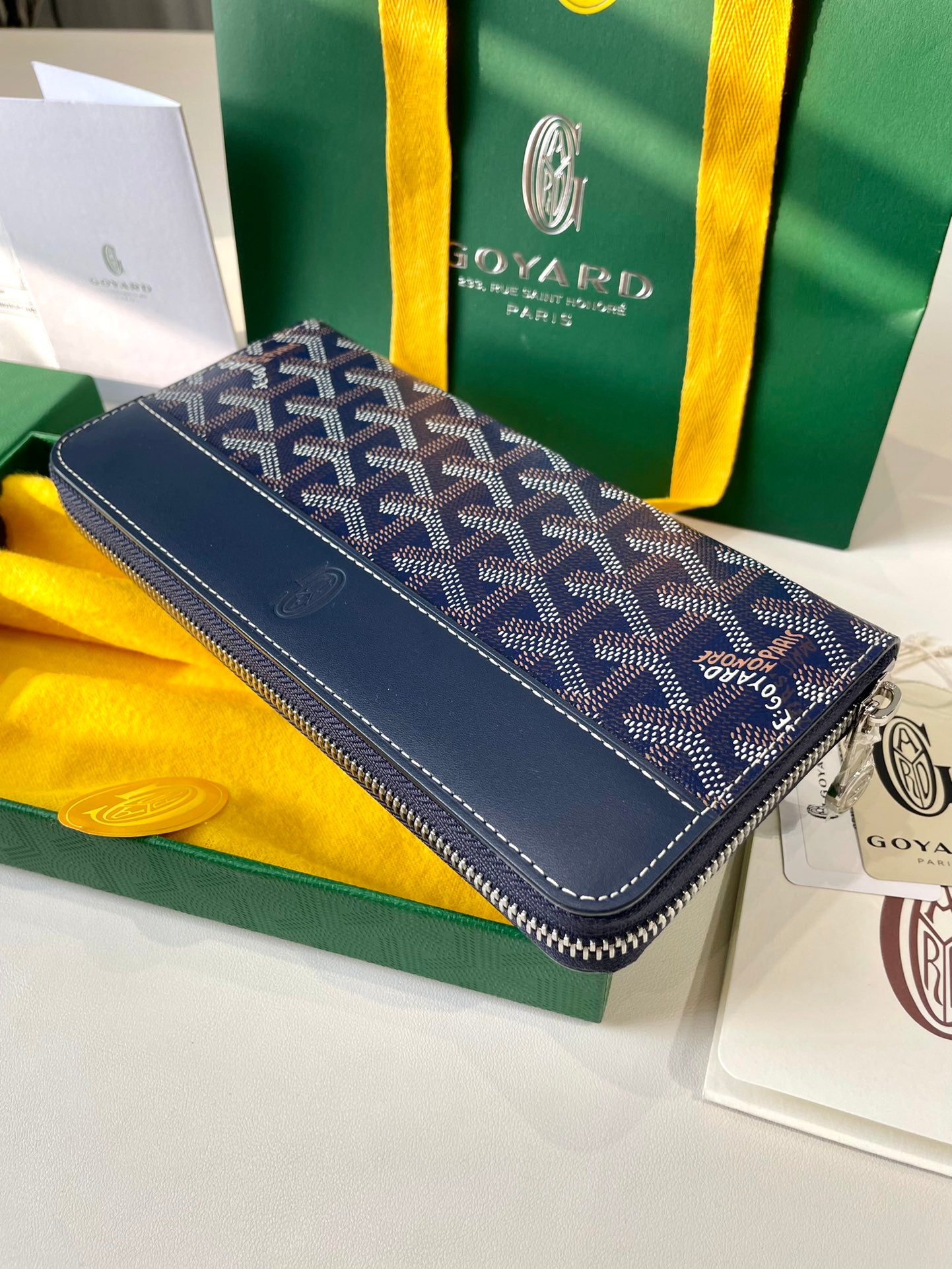 Gogy Luxury Navy Blue Geometric Chevron Pattern Leather Long Wallet