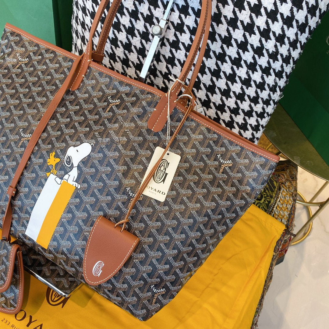 Gogy Classic Geometric Pattern Tote Bag with Cartoon Print and Pouch