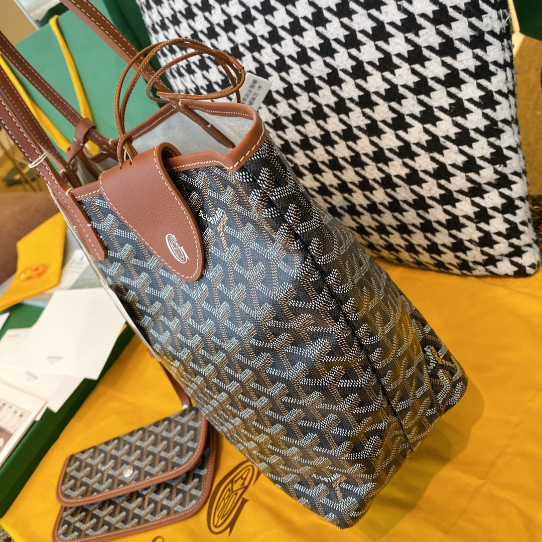 Gogy Classic Chevron Pattern Tote Bag with Brown Leather Handles