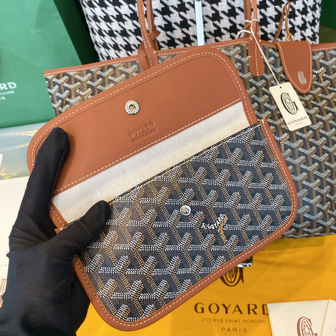 Gogy Classic Chevron Pattern Tote Bag with Brown Leather Handles