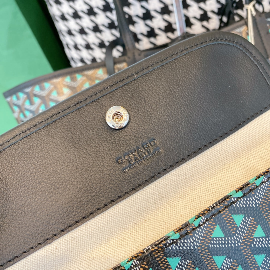 Gogy Geometric Chevron Pattern Canvas Pouch Wallet with Snap Button