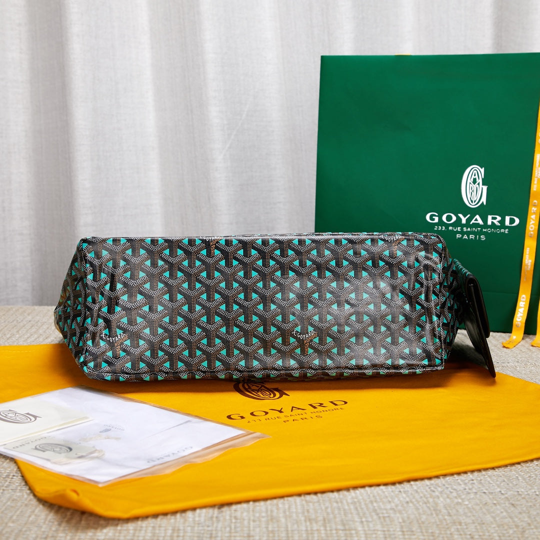 Gogy Classic Chevron Pattern Tote Bag with Cartoon Dog Print and Pouch