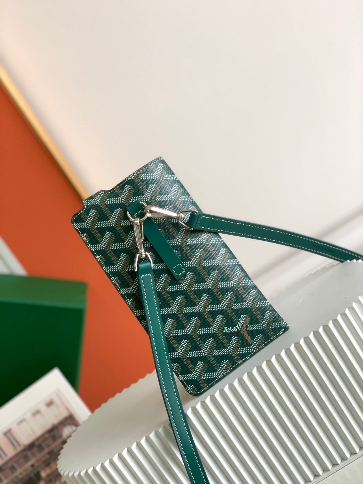 Gogy Green Chevron Pattern Leather Card Holder Pouch with Strap