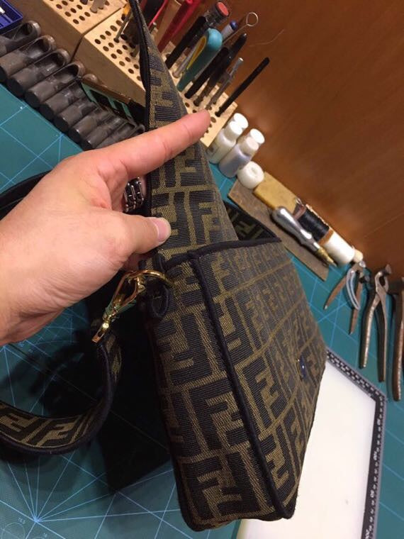 Vintage Fendi Zucca Print Canvas Baguette Shoulder Bag - Brown Monogram