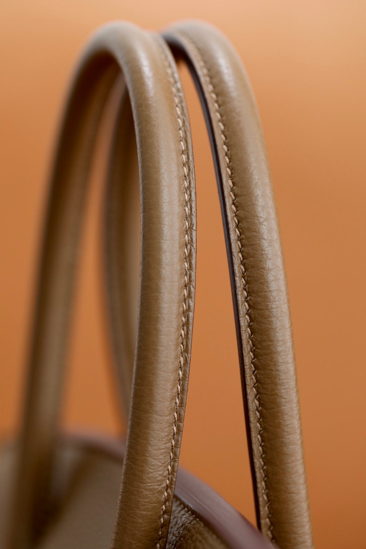 Elegant Taupe Leather Handbag - Classic Birkin Style Top Handle Tote