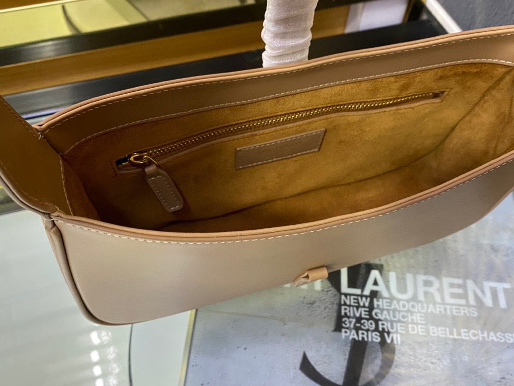 Saint Laurent LE 5 À 7 Hobo Bag in Beige Smooth Leather