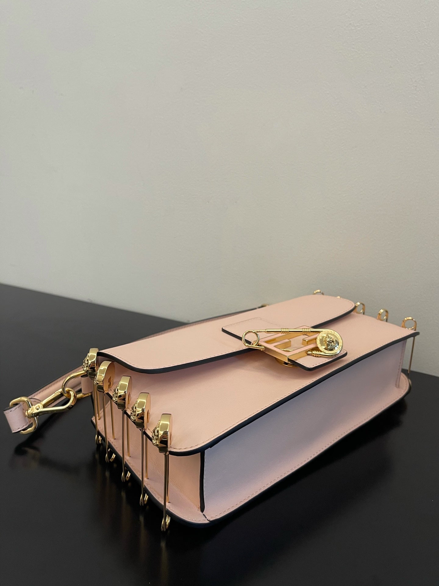 Fendi Baguette Light Pink Leather Shoulder Bag with Gold Hardware