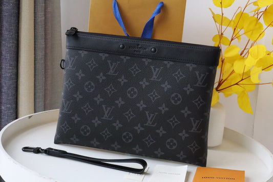Louis Vuitton Luxury Black Monogram Canvas Zipper Clutch Bag with Wrist Strap