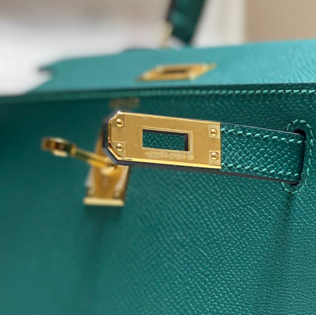 Hermès Kelly II Sellier 20 Mini Malachite Epsom Gold Hardware Handbag