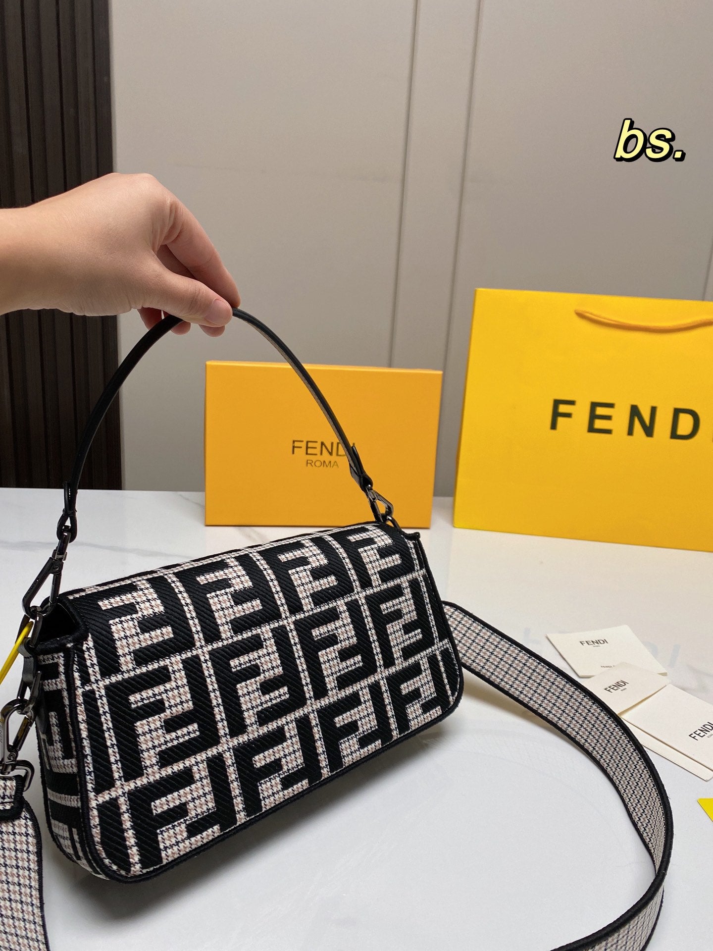 Fendi FF Monogram Canvas Baguette Shoulder Bag - Black/White