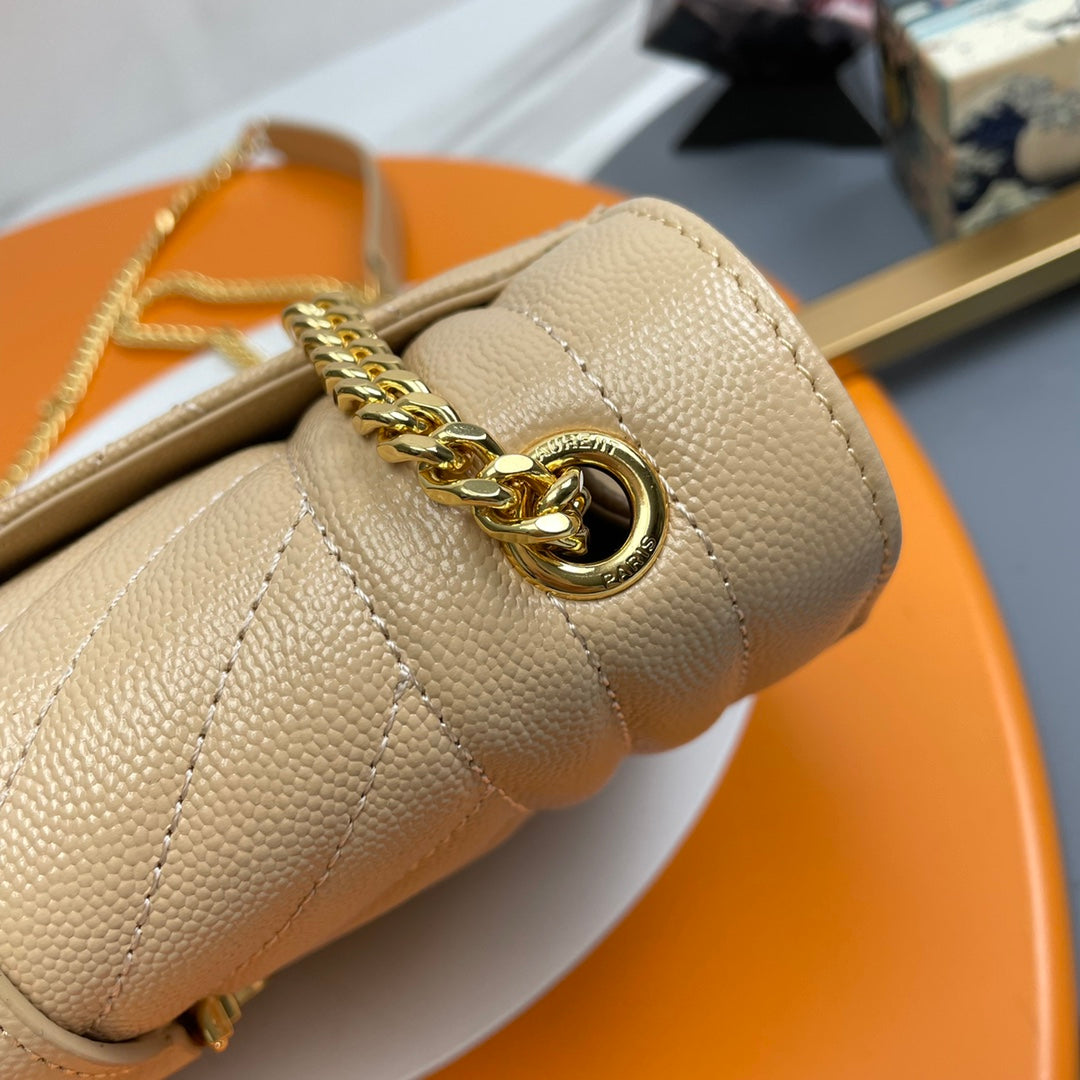 Saint Laurent Envelope Bag in Beige Quilted Leather with Gold-Tone Chain