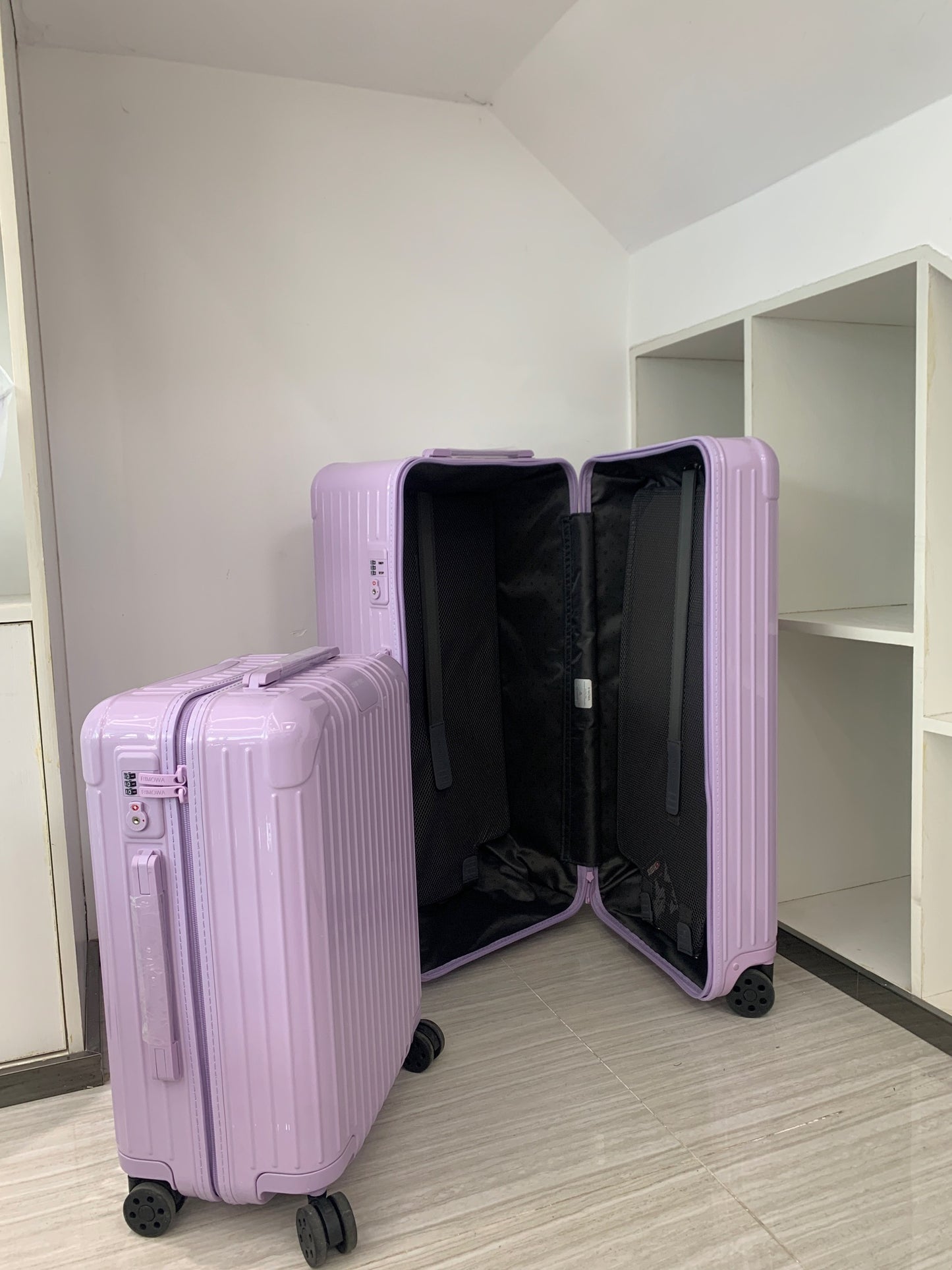 Pastel Purple Ribbed Hardshell Spinner Luggage Set 2-Piece