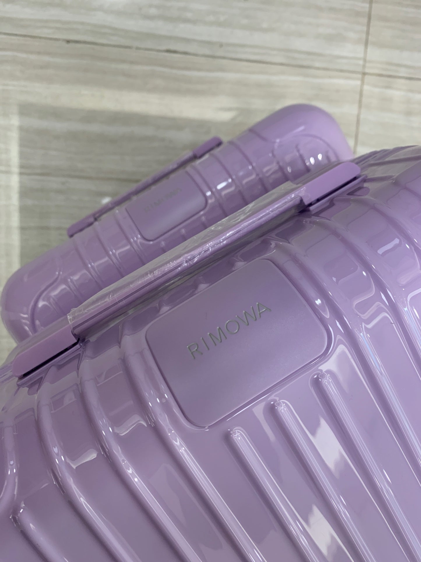 Pastel Purple Ribbed Hardshell Spinner Luggage Set 2-Piece