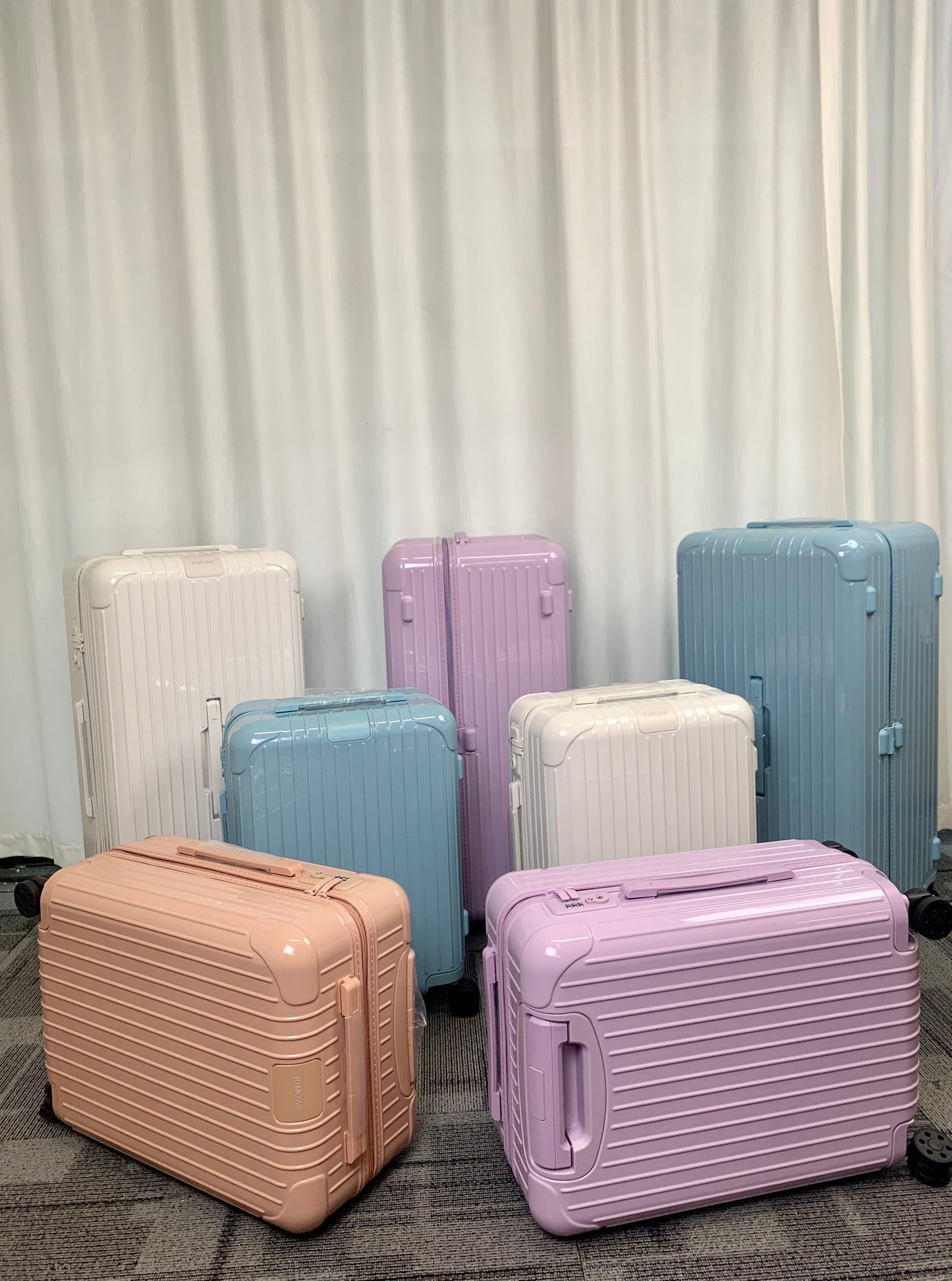 Modern Pastel Hardside Spinner Suitcases Travel Luggage Set
