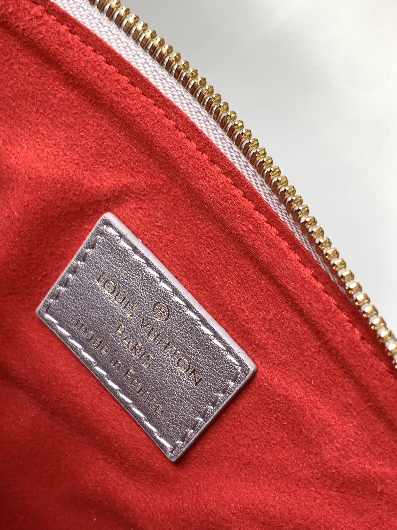 Louis Vuitton Metallic Silver Embossed Shoulder Bag with Chunky Chain Strap