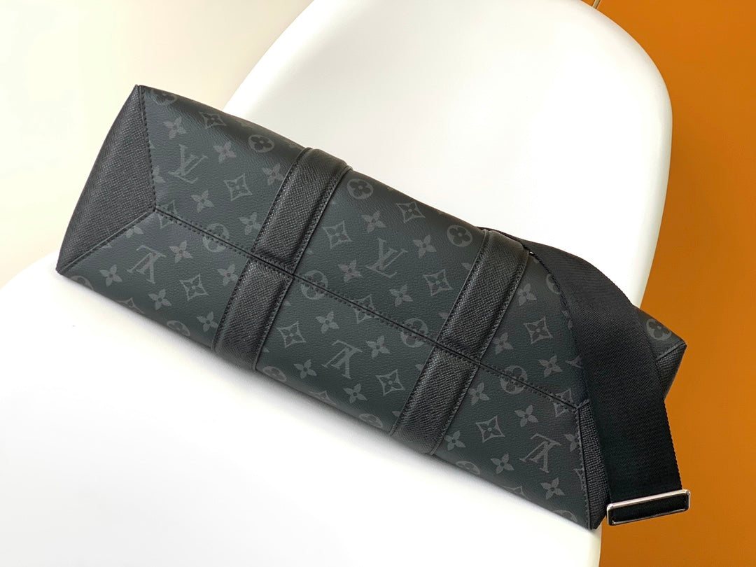 Louis Vuitton Black Monogram Pattern Business Briefcase with Shoulder Strap