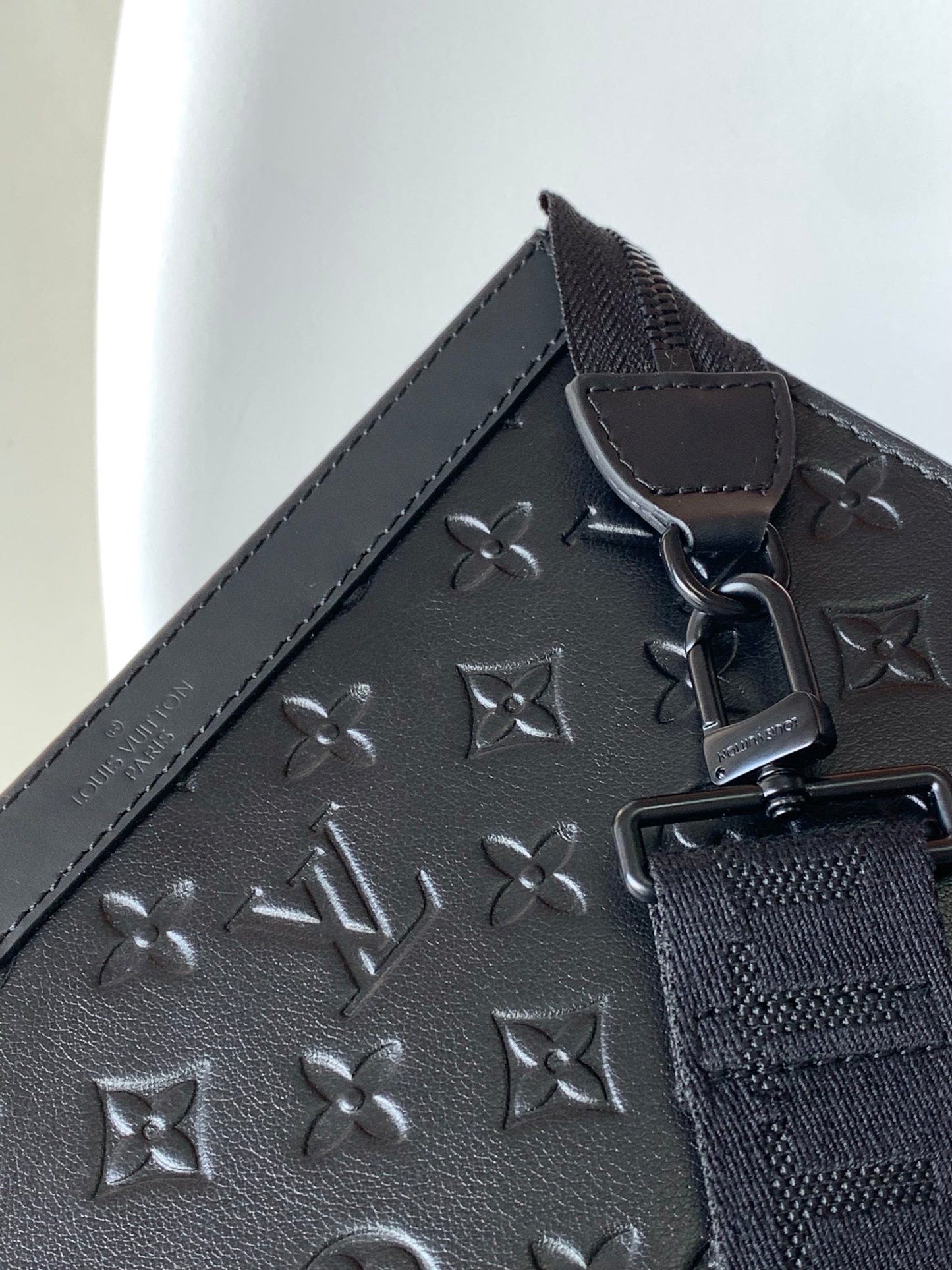 Louis Vuitton Black Embossed Leather Crossbody Messenger Bag with Detachable Pouch