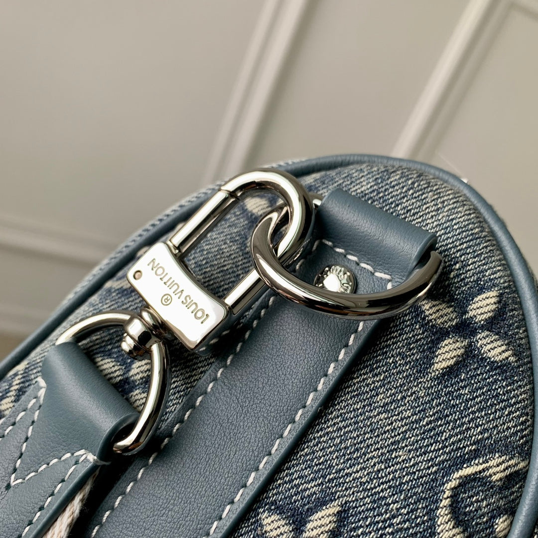 Louis Vuitton Blue Denim Monogram Jacquard Duffle Handbag with Shoulder Strap