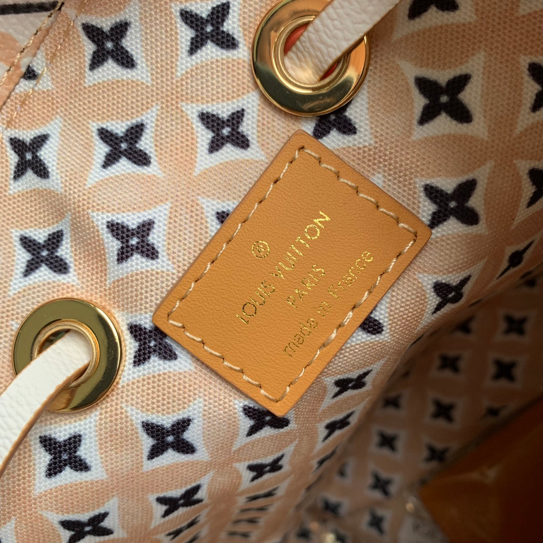 Louis Vuitton NéoNoé BB Bucket Bag - White &amp; Pink Gradient Monogram Canvas