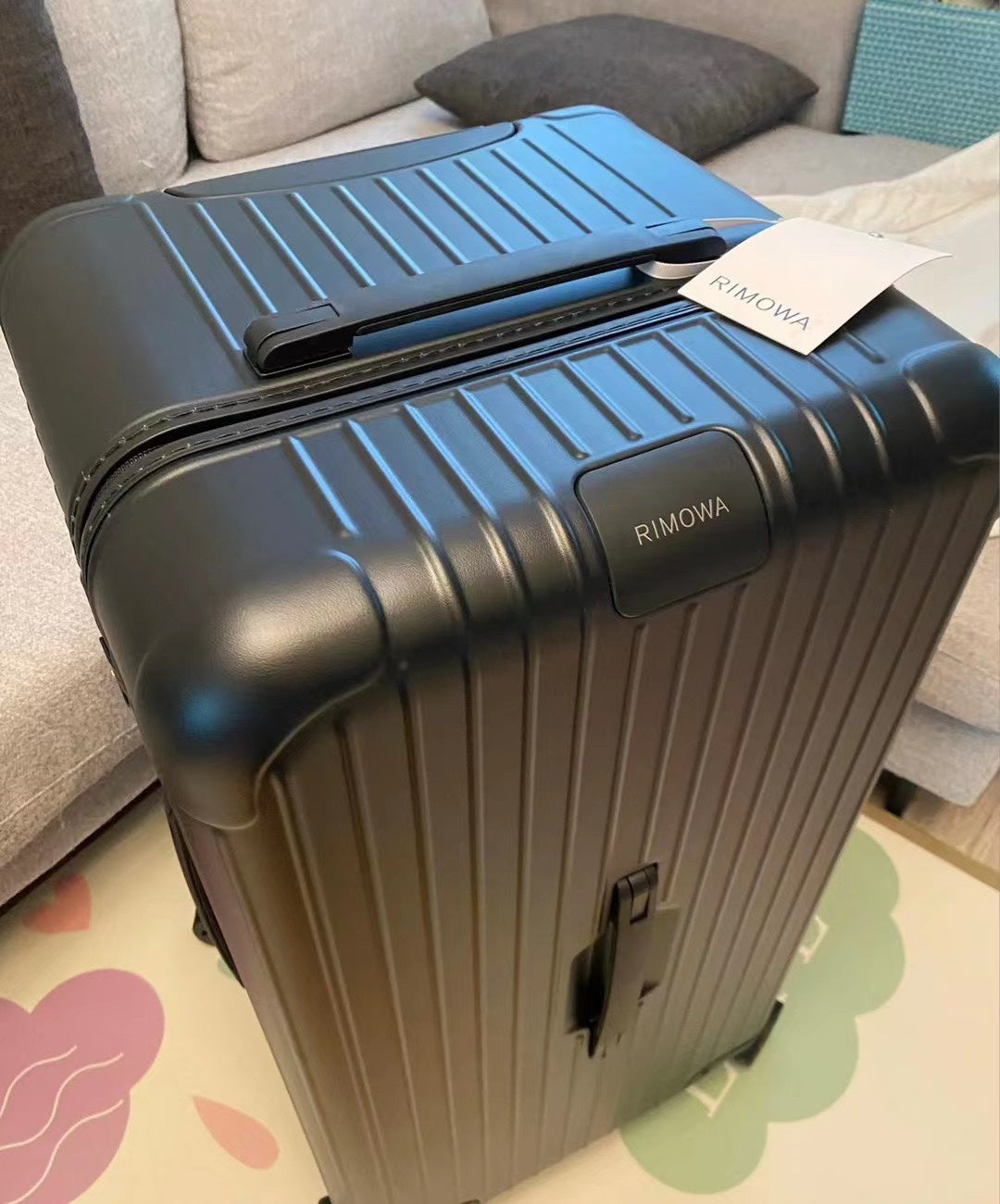 Matte Black Ribbed Hardshell Travel Trunk Suitcase with Spinner Wheels