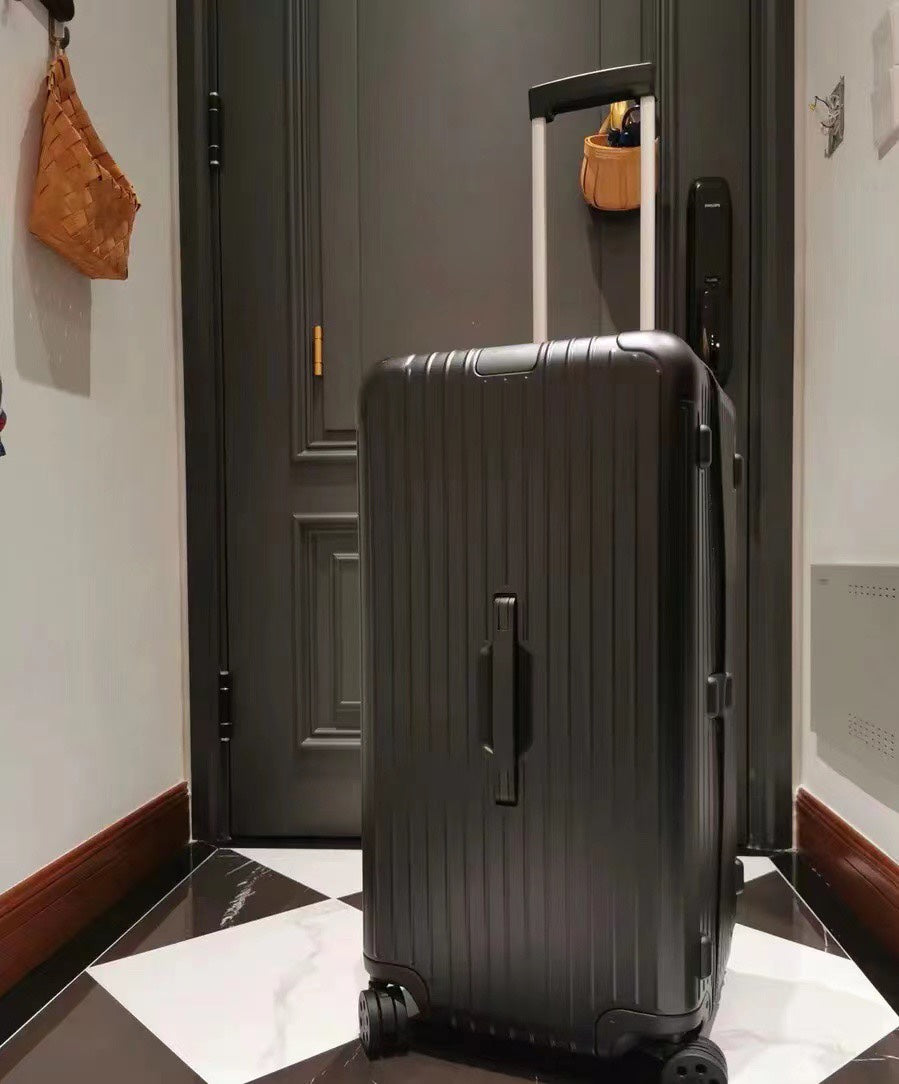 Matte Black Ribbed Hardshell Travel Trunk Suitcase with Spinner Wheels