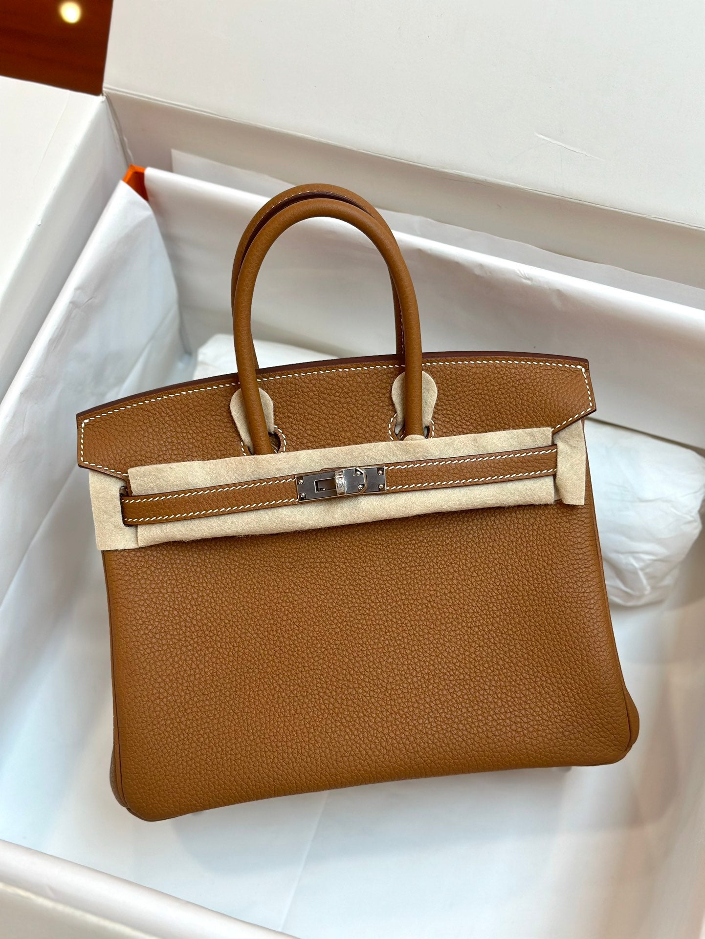 Luxury Tan Leather Handbag - Classic Top Handle Tote Bag with Silver Hardware