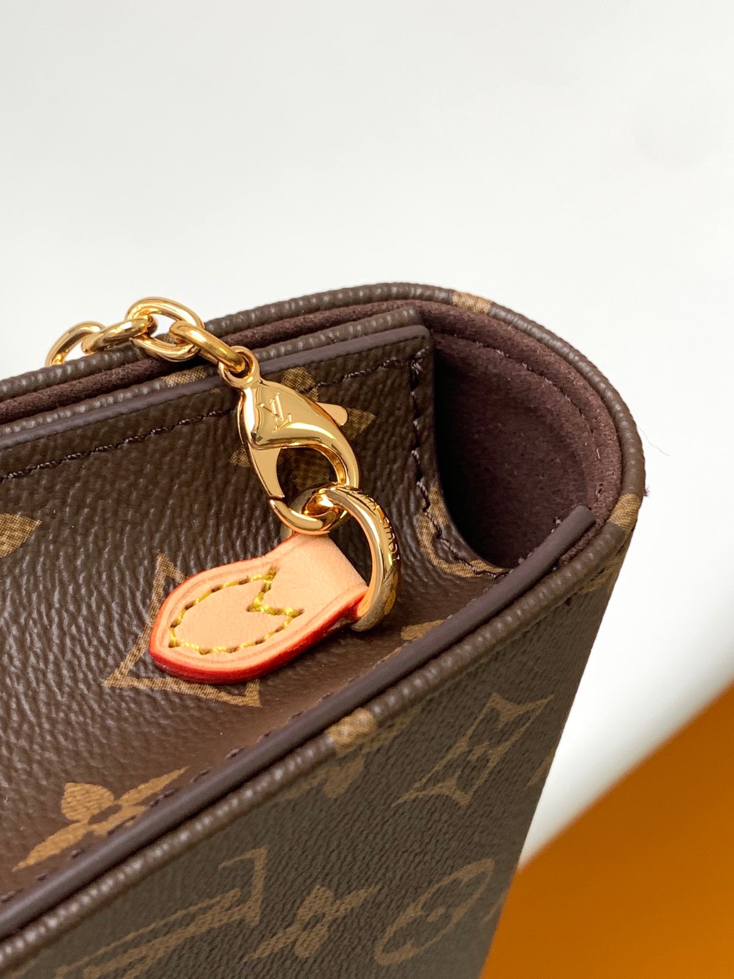 Louis Vuitton Classic Monogram Canvas Chain Wallet Crossbody Clutch Bag