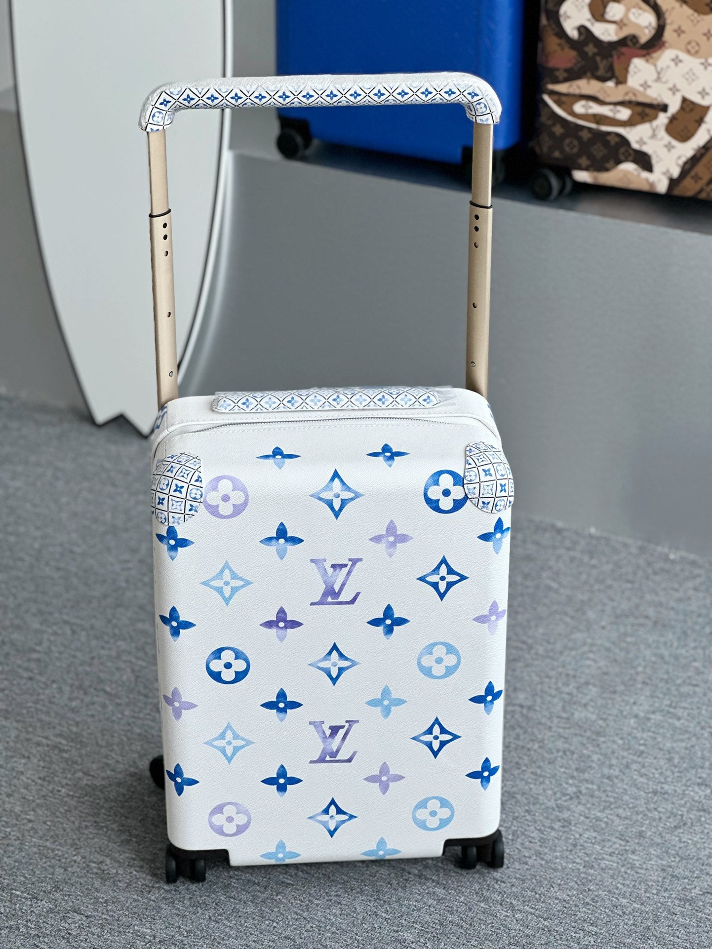 Luxury White and Blue Monogram Hard Shell Spinner Suitcase