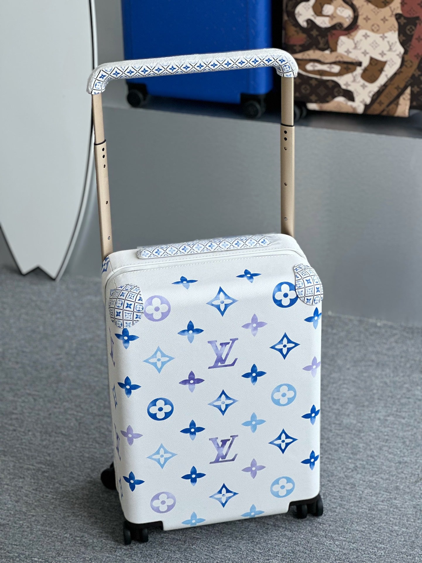 Luxury White and Blue Monogram Hard Shell Spinner Suitcase