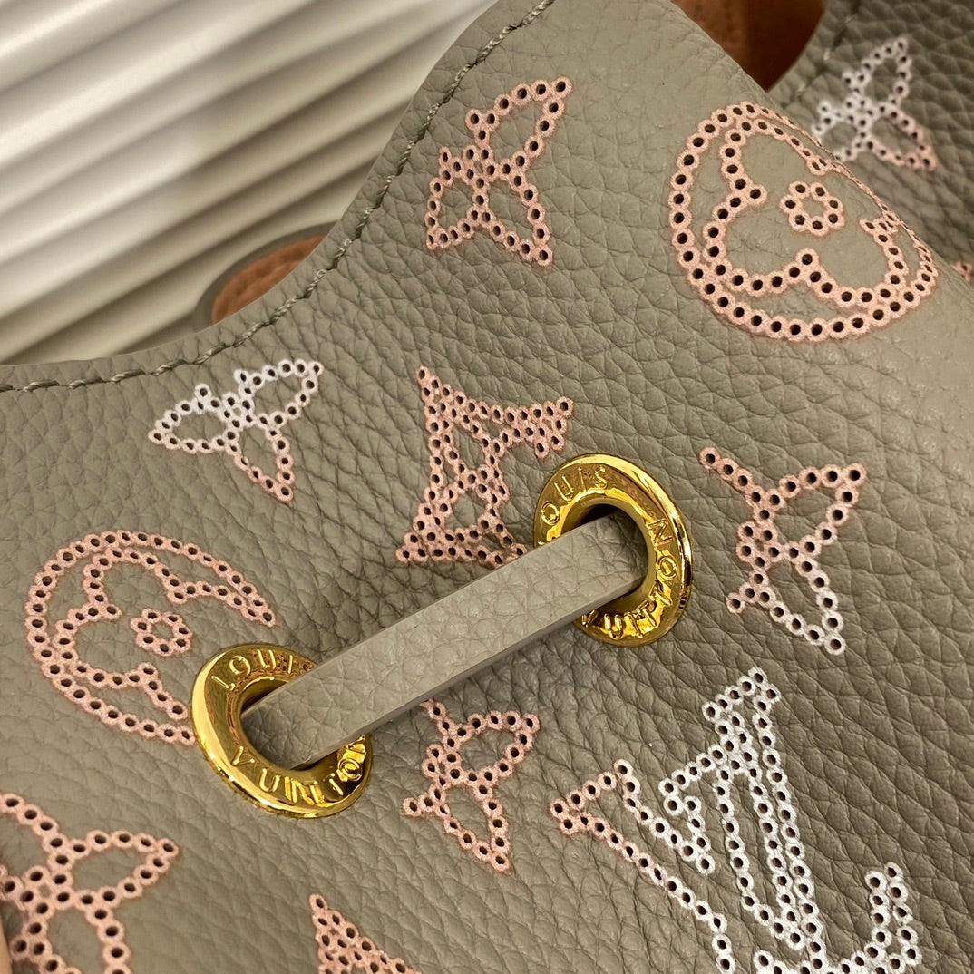 Louis Vuitton Elegant Taupe Monogram Bucket Bag with Gold Chain and Coin Purse