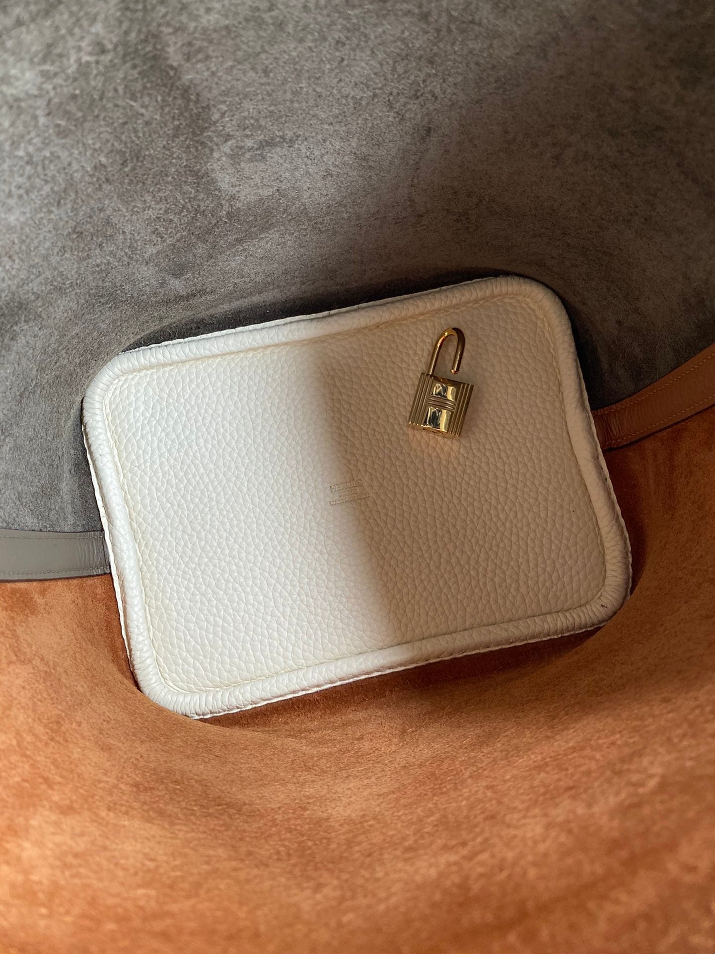 Hermes Picotin Lock 18 Bicolor Leather Handbag - Etoupe &amp; Gold