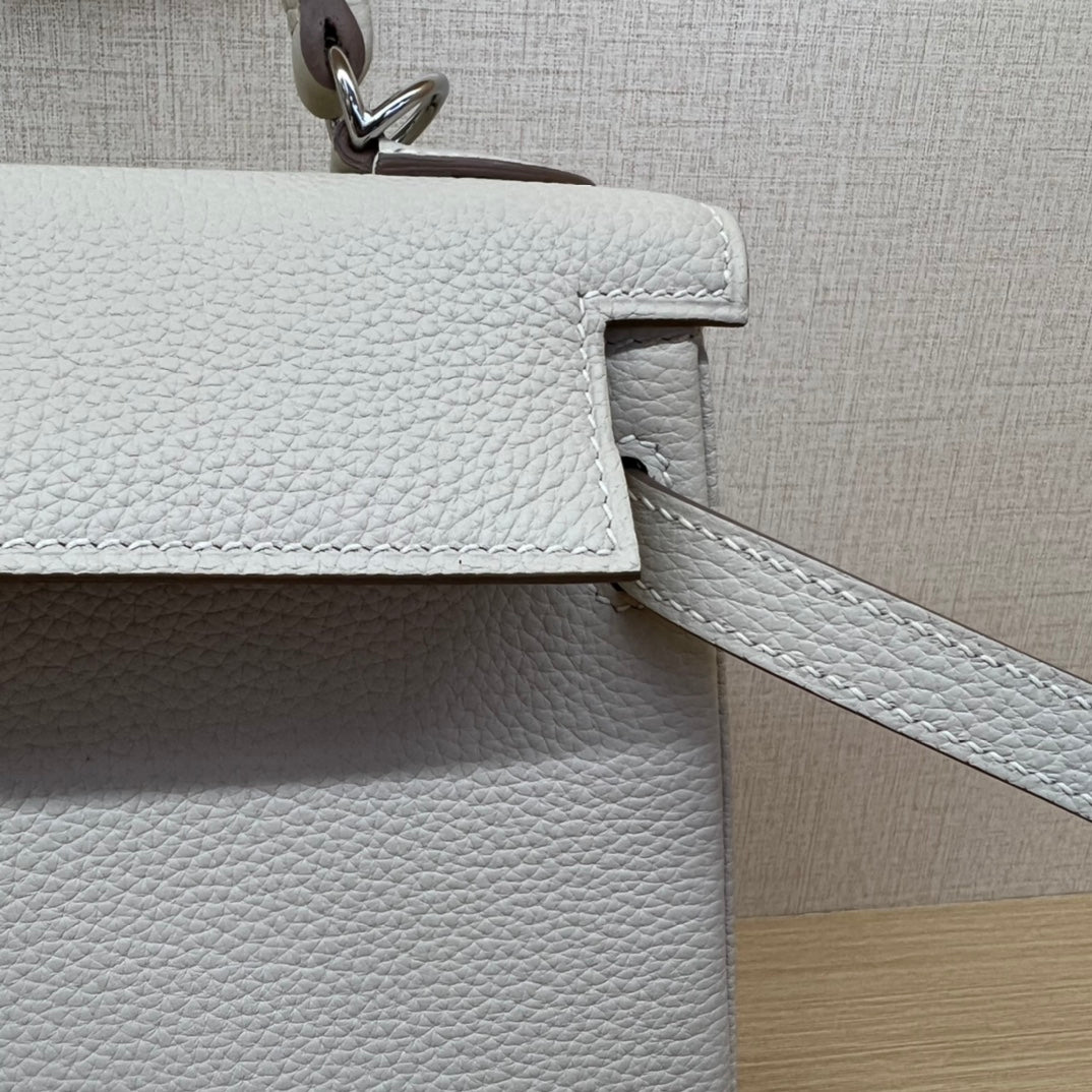 Hermès Kelly 25 Sellier Bag - Trench Epsom Leather with Palladium Hardware