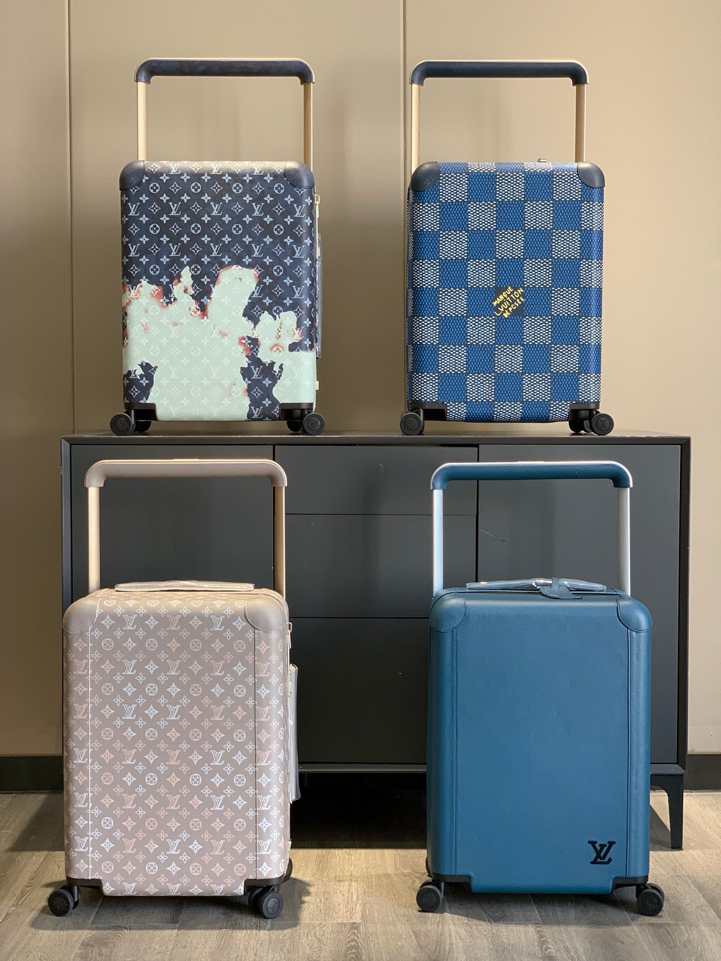 Luxury Monogram Pattern Rolling Suitcase with Artistic Cloud Print