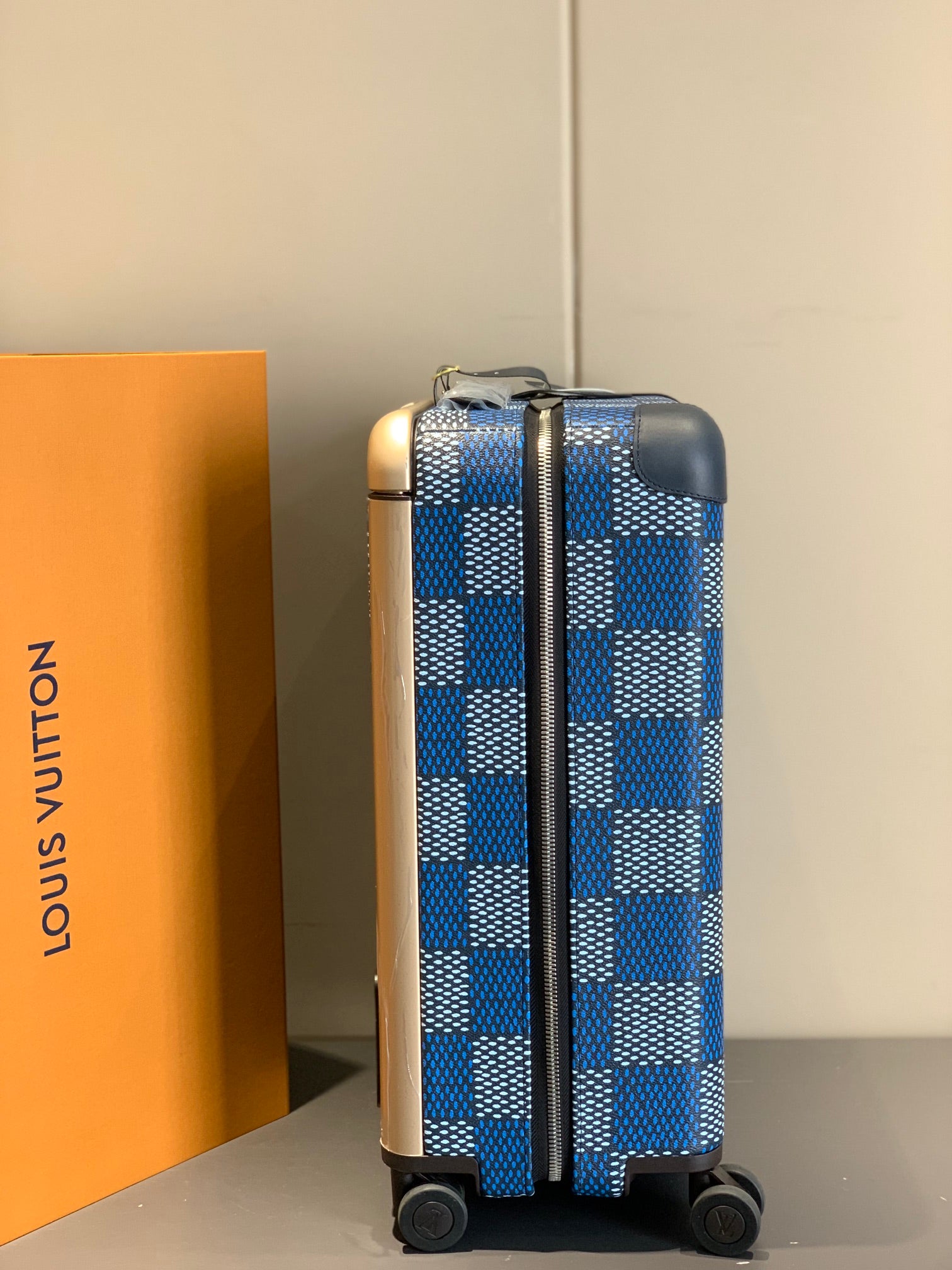 Blue Checkered Rolling Suitcase Hardside Carry-On Travel Bag
