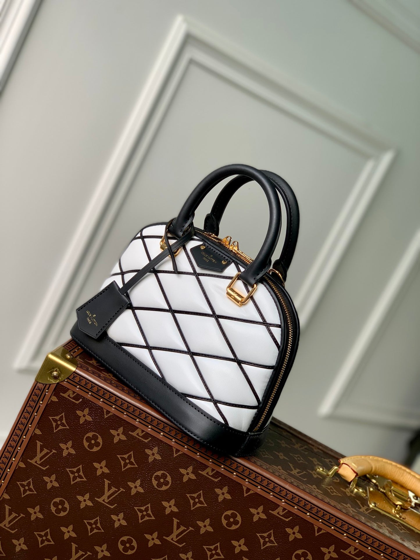 Louis Vuitton White and Black Quilted Dome Top Handle Crossbody Satchel Bag