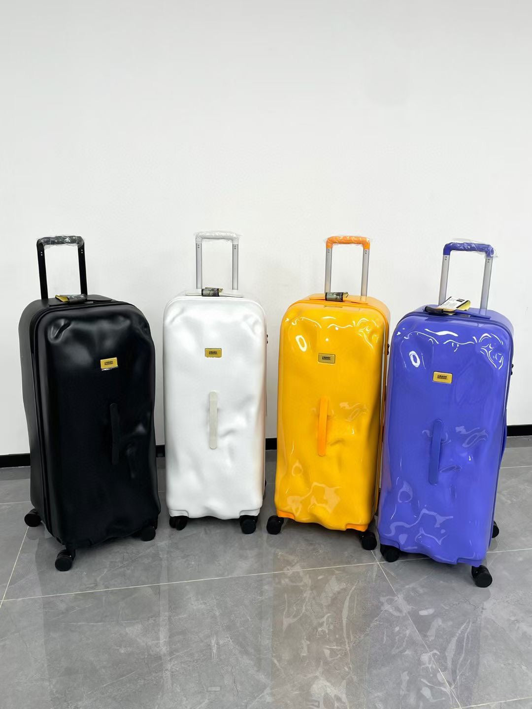 Modern Dent Design Hardshell Spinner Luggage Rolling Suitcase