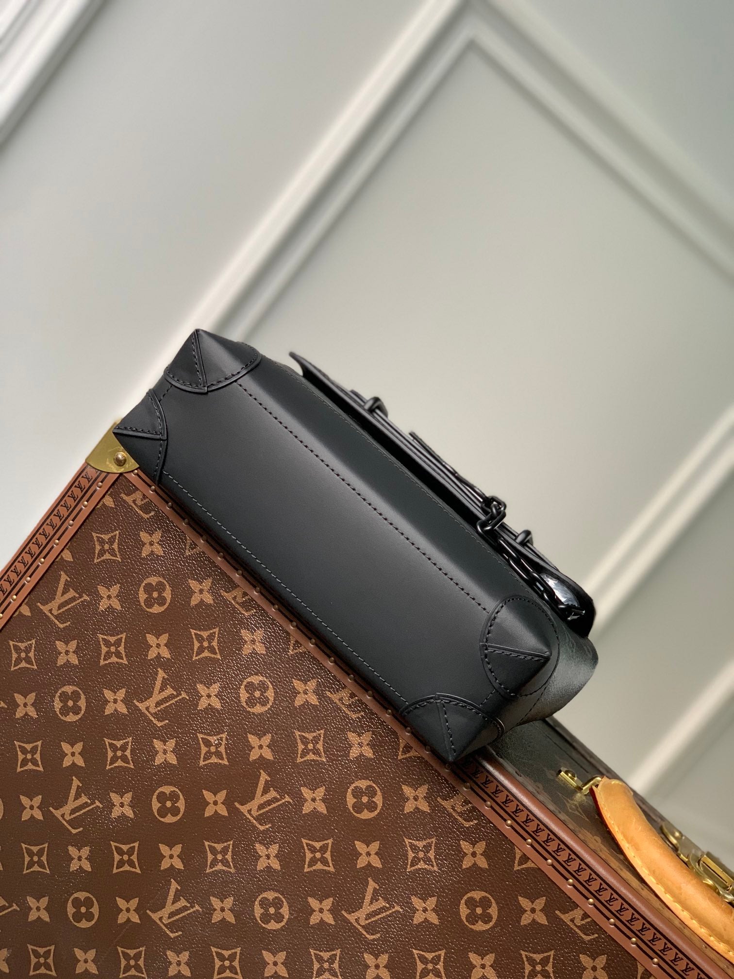 Louis Vuitton Black Monogram Pattern Canvas Crossbody Handbag with Top Handle