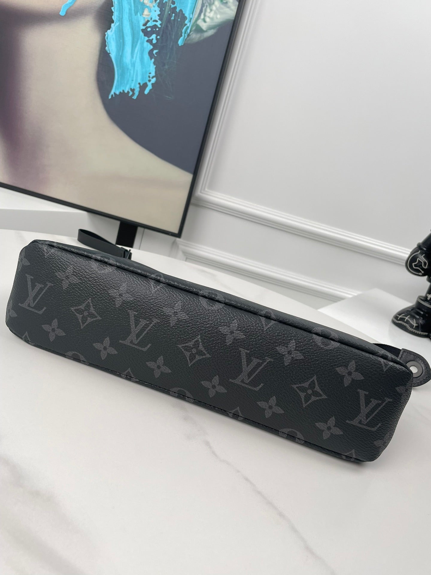 Louis Vuitton Luxury Black Monogram Pattern Zippered Clutch Pouch Bag