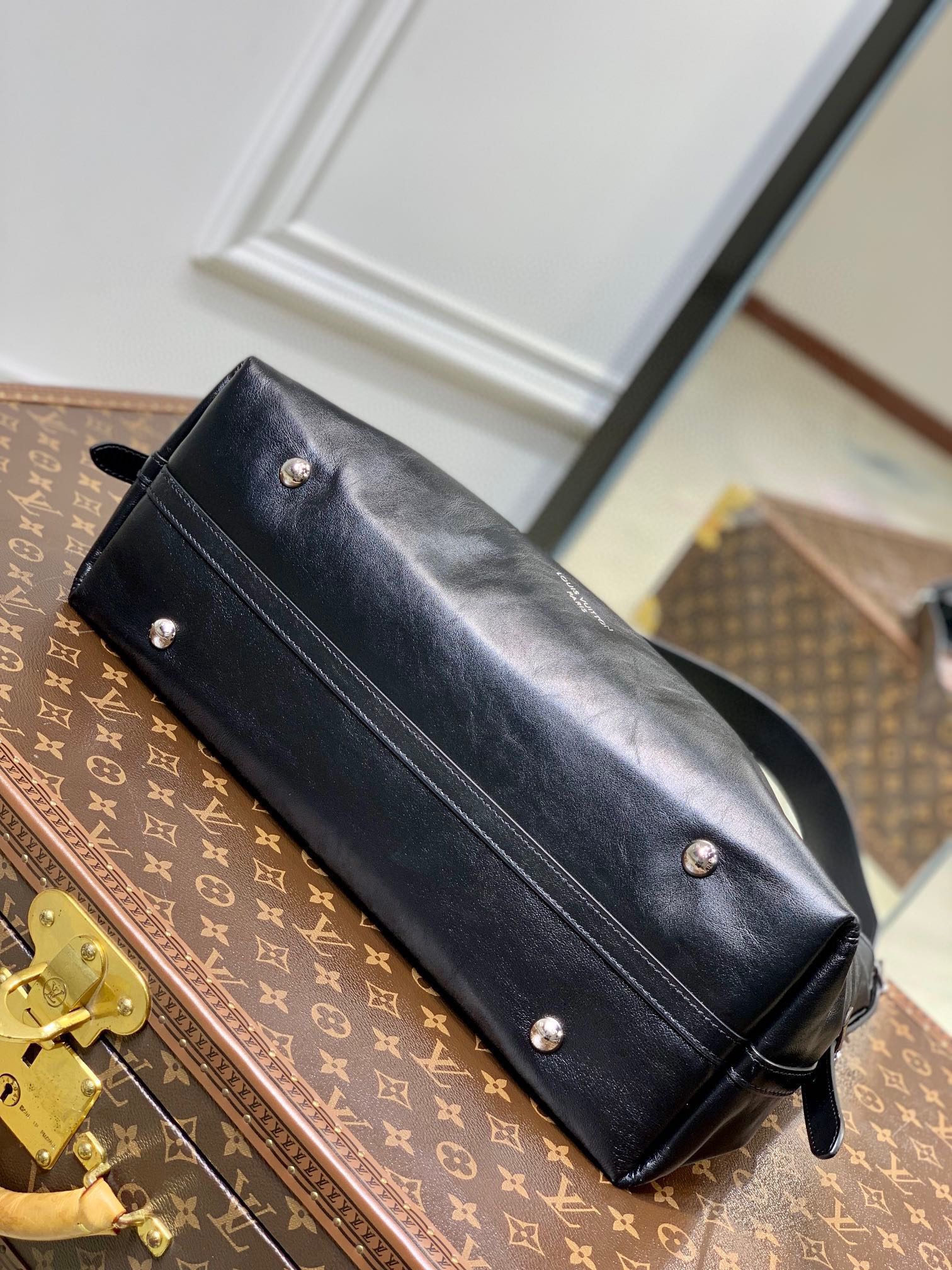 Louis Vuitton Classic Black Leather Hobo Bag with Detachable Monogram Pouch