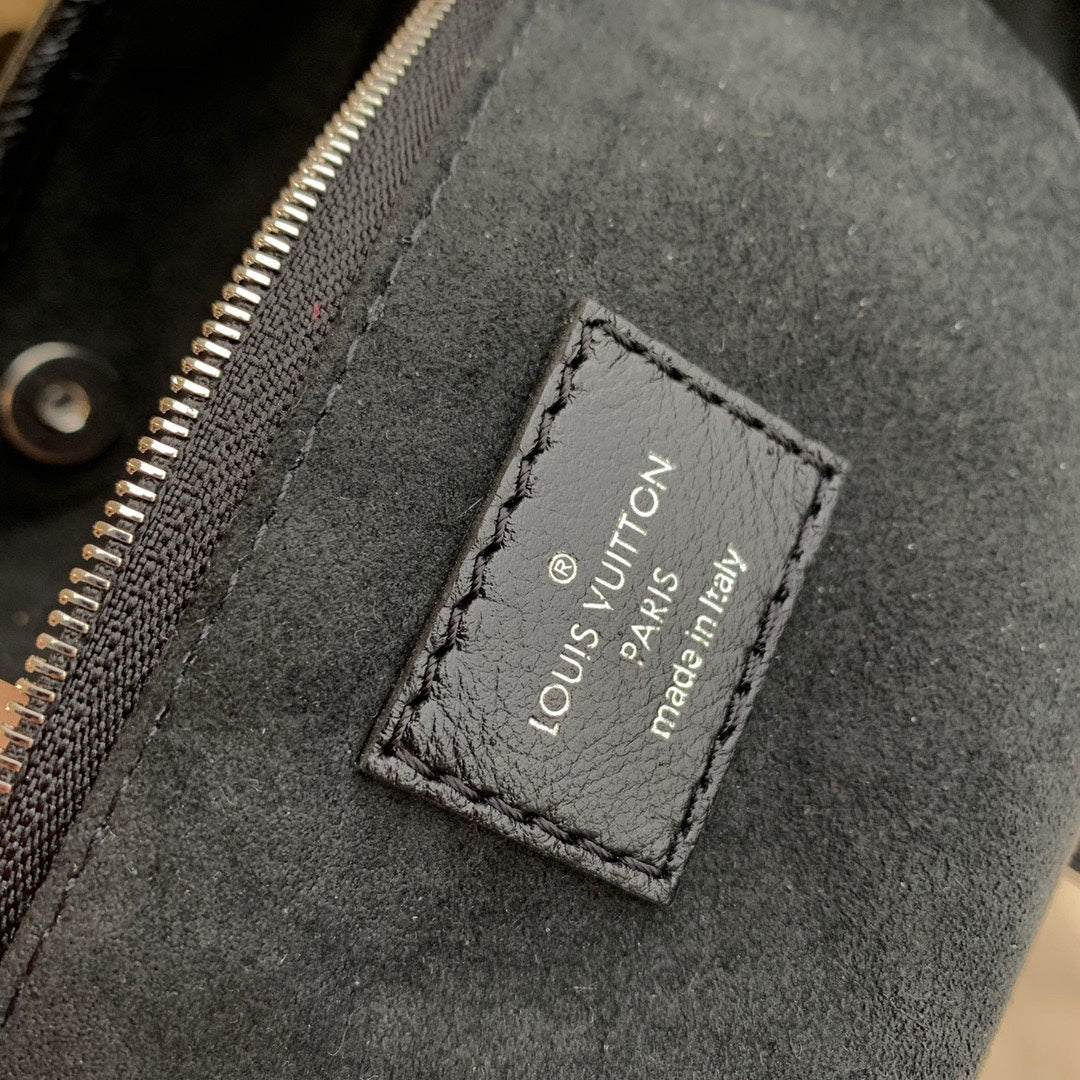 Louis Vuitton Slouchy Black Leather Shoulder Bag with Silver Chain Accent