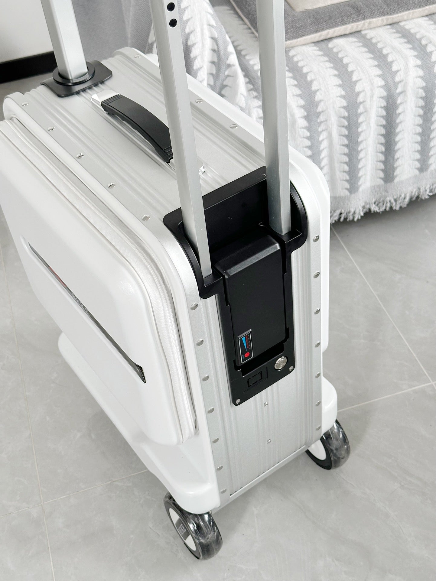White Electric Ride-On Scooter Suitcase Hardshell Carry-On Luggage