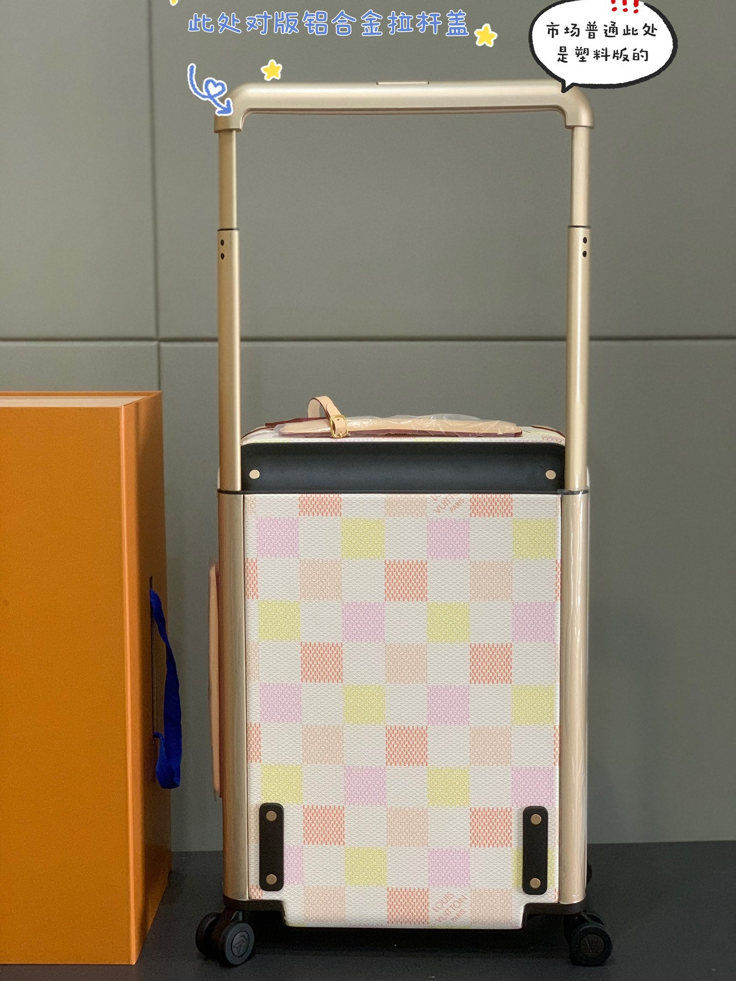 Pastel Checkerboard Hardshell Spinner Suitcase Carry-On Travel Luggage