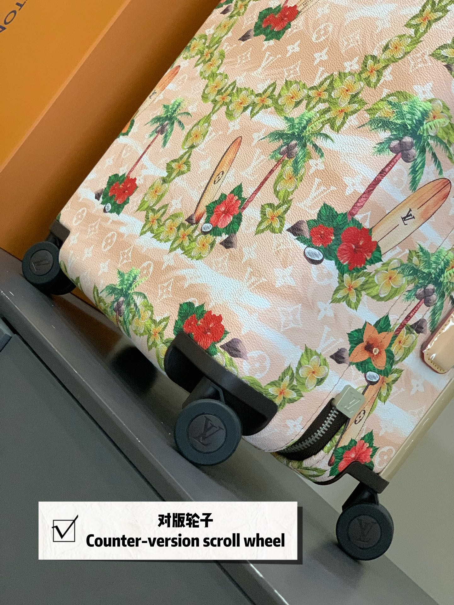 Pink Tropical Palm Tree Print Rolling Suitcase Travel Luggage
