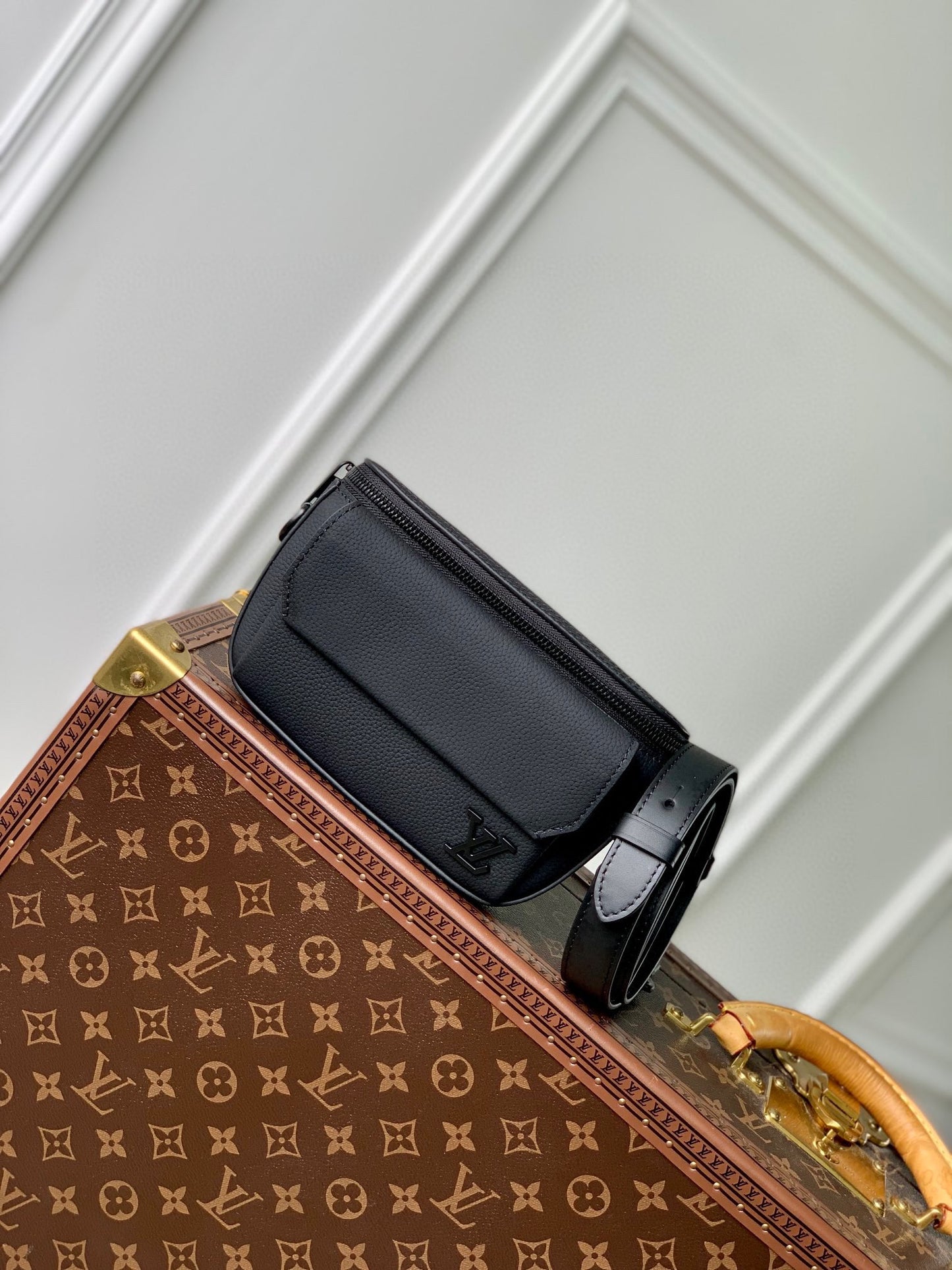 Louis Vuitton Minimalist Matte Black Leather Waist Bag Utility Belt Pack