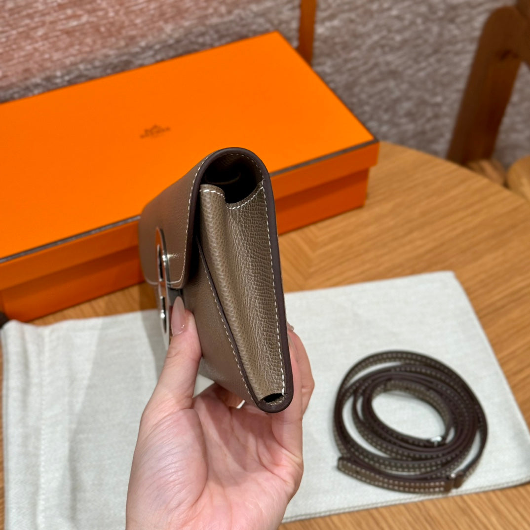 Hermès In-the-Loop Phone Pouch - Taupe Leather with Palladium Hardware
