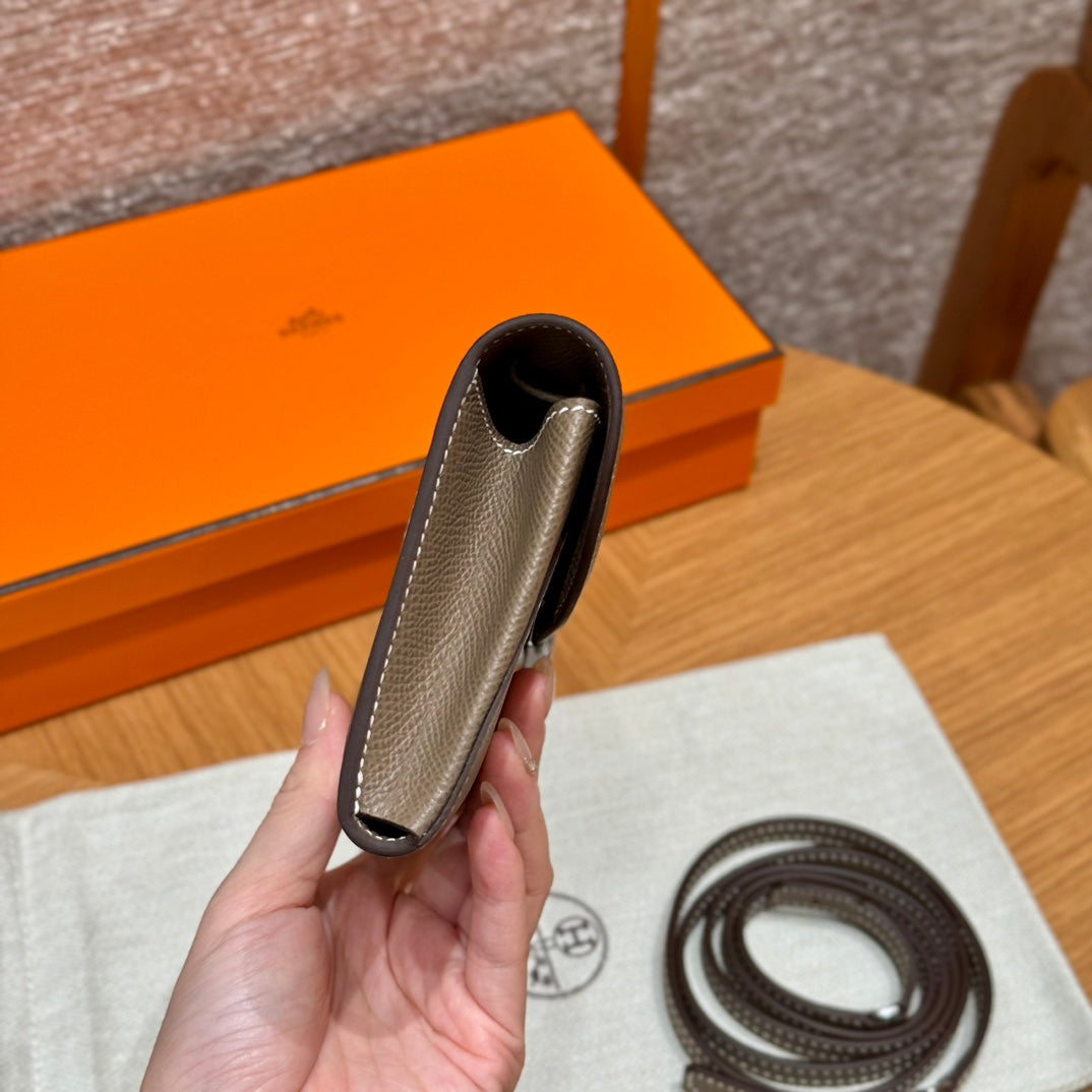 Hermès In-the-Loop Phone Pouch - Taupe Leather with Palladium Hardware