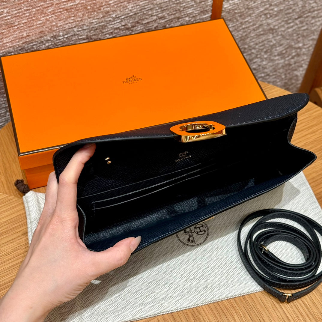Hermès Kelly To Go Wallet - Black Epsom Leather with Gold Hardware