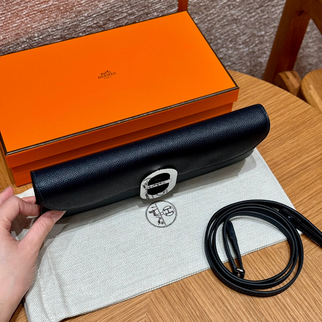 Hermes Black Epsom Leather In-the-Loop Phone To Go Wallet Clutch with Strap