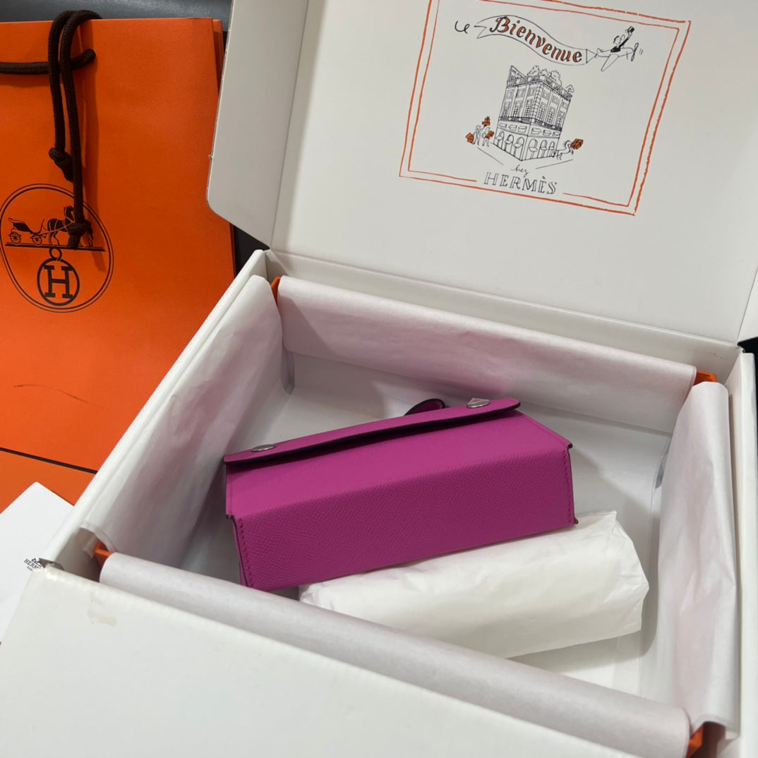 Hermès Constance Slim Wallet in Pink Epsom Leather with Silver Hardware