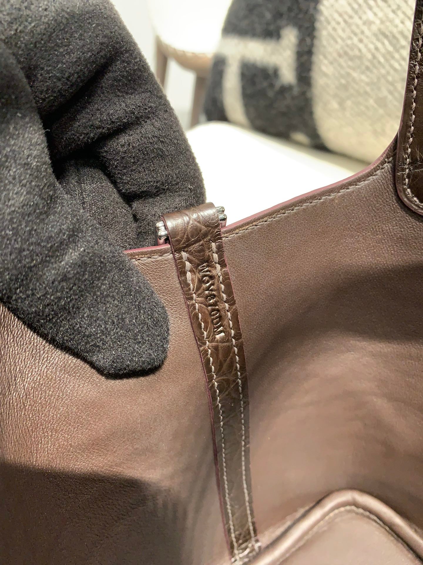Luxury Small Brown Crocodile-Embossed Leather Bucket Bag with Lock and Key